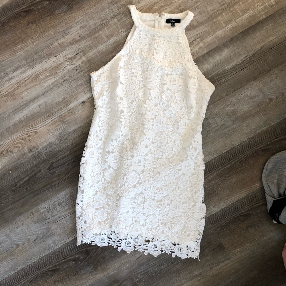 White lace dress